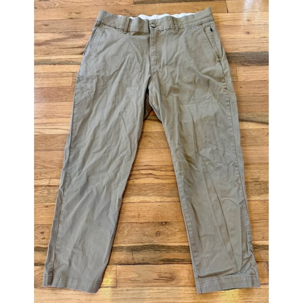 Simple Women’s Capri Pants Size Large Tan